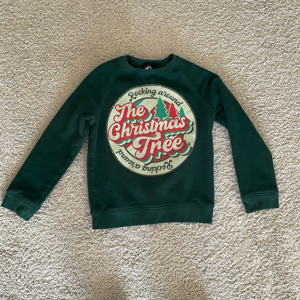 Lands End. Green sweater. Size Kids Medium (5/6).
